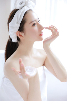 美女高潮无套内谢